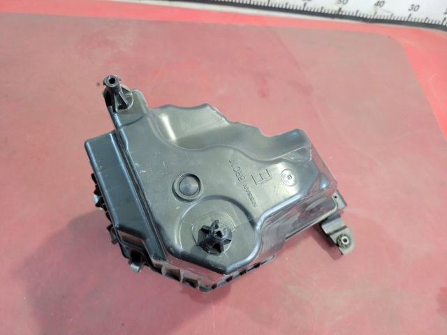 165006RC1B NISSAN Корпус воздушного фильтра купить в Украина