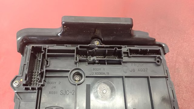 165764802A TESLA Блок комфорта купить в Харьков
