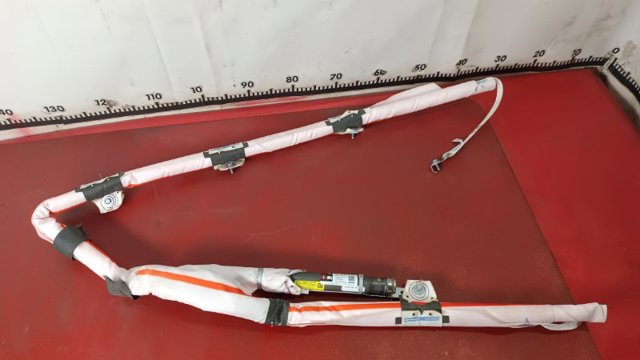 Шторка боковая правая 167506600C TESLA