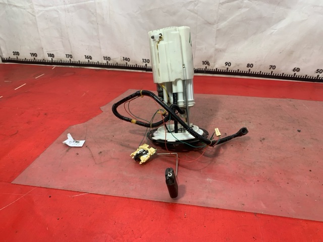 NISSAN 170406FK0A Бензонасос в наличии Черновцы