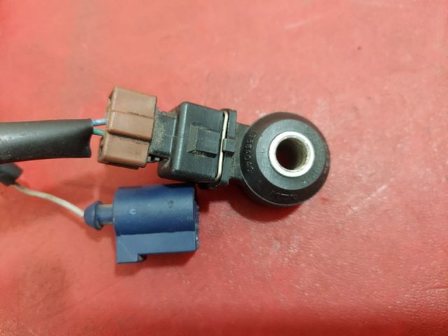 Датчик детонации 1865A040 MITSUBISHI