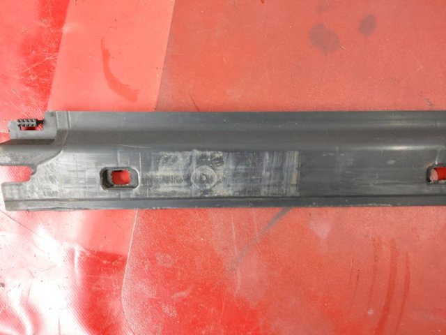 1EA825202A Защита днища передняя правая купить Украина