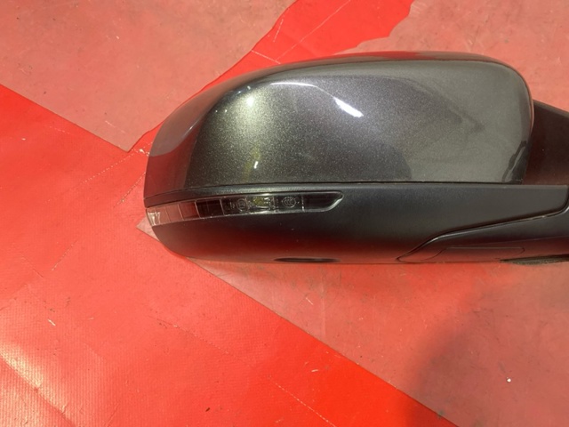 1UV64TZZAD CHRYSLER Зеркало заднего вида правое купить в Черновцы