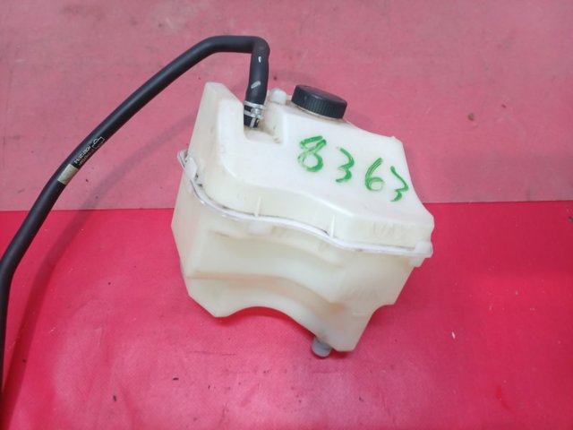 Бачок расширительный 217103TA1A NISSAN