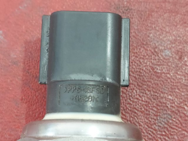 NISSAN 250701MC0A Датчик давления масла в наличии Черкассы