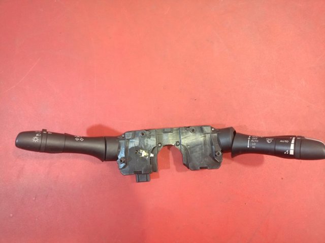 Переключатель подрулевой 255604GA6A NISSAN