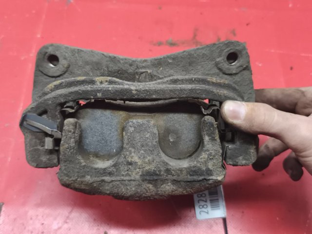 26292SC031 SUBARU Суппорт тормозной передний левый купить в Полтава