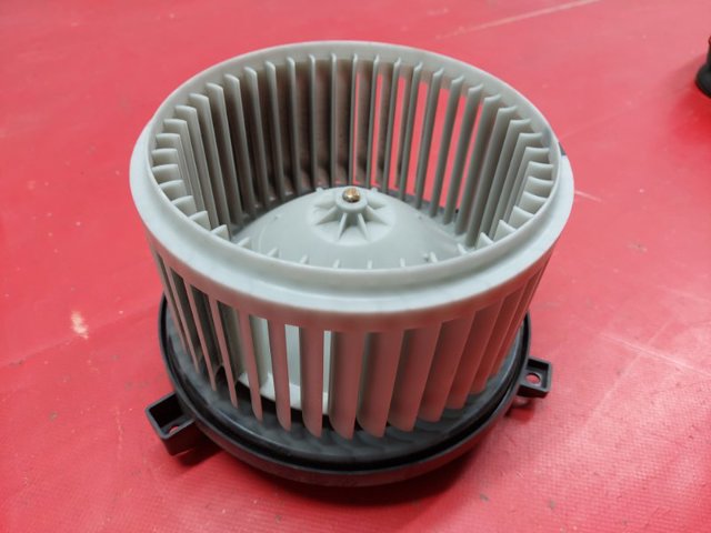 NISSAN 272206RF0A Вентилятор печки в наличии Житомир