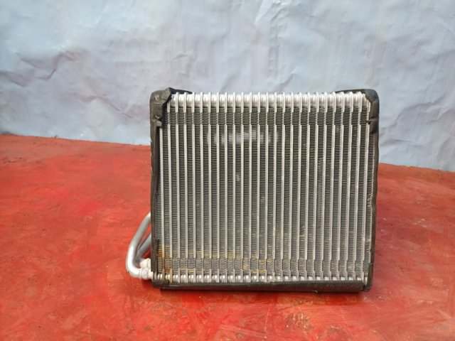 Охладитель воздуха 272804BU1B NISSAN
