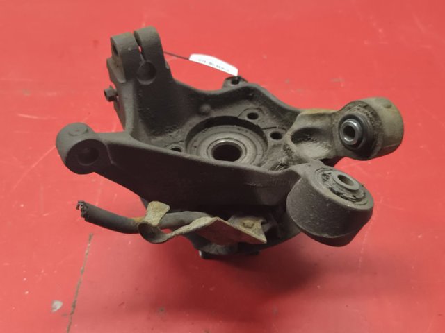 SUBARU 28411SG001 Цапфа (поворотный кулак) задний правый в наличии Ирпень