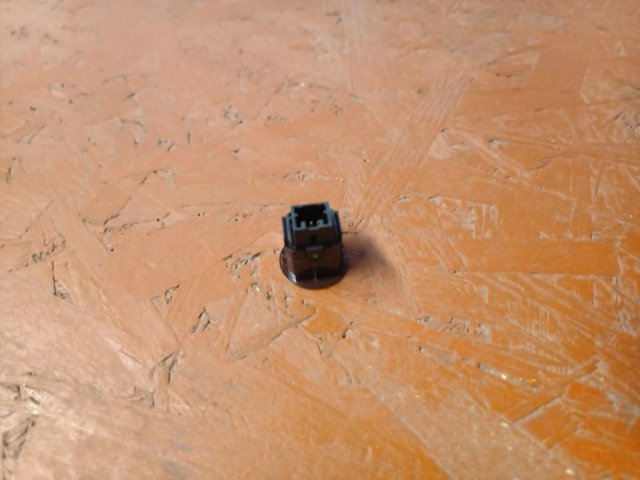 NISSAN 285765RA0A в наличии Житомир