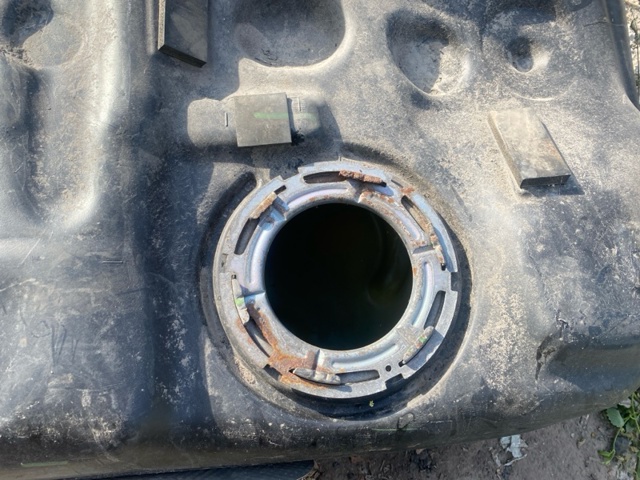 HYUNDAI 311503Q500 Бензобак в наличии Хмельницкий
