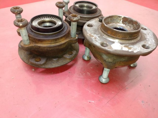 31206867088 BMW Передняя ступица купить в Житомир