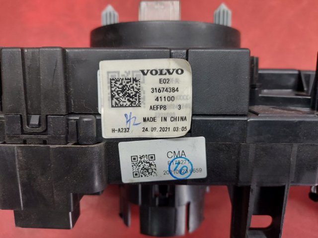 VOLVO 31674384 Подрулевой переключатель в наличии Запорожье