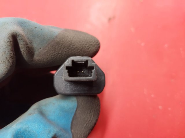 32212362 VOLVO купить в Украина