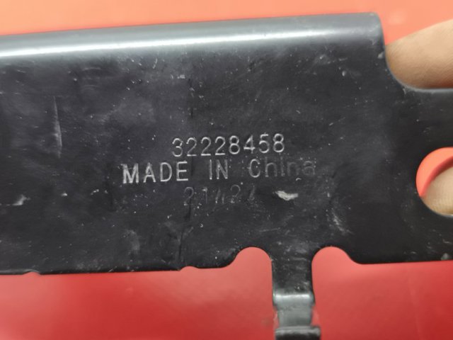 VOLVO 32228458 в наличии Сумы