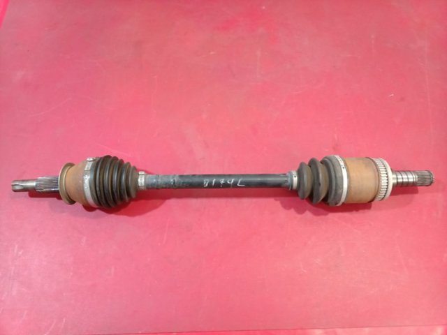 Полуось задняя, левая 396014GB0A NISSAN
