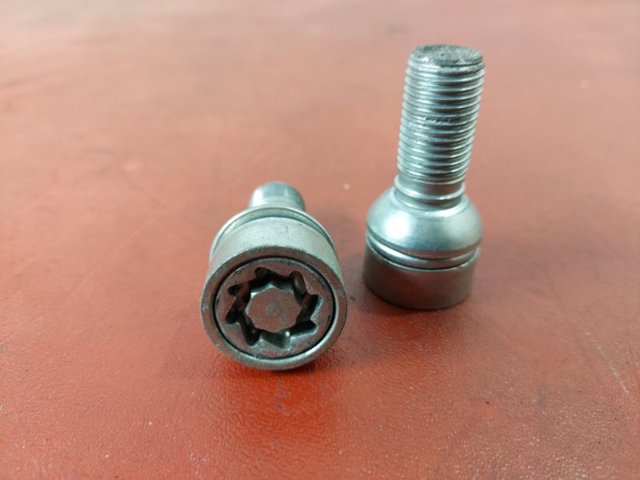 VAG 3CN071597 в наличии Каменское