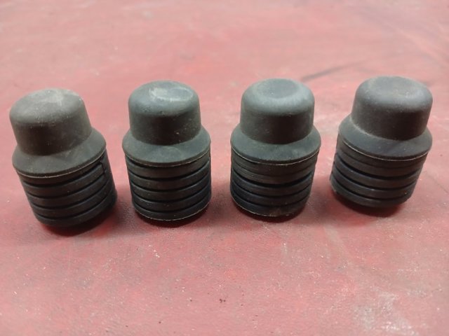 Отбойник капота 3CN823500 VAG