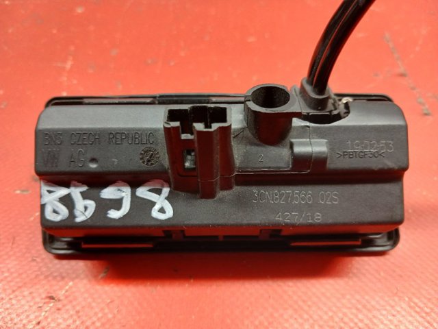 VAG 3CN827566 Кнопка привода замка крышки багажника (двери 3/5-й (ляды) в наличии Днепр