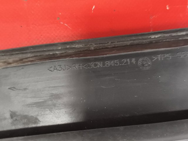 3CN845214 Стекло-форточка двери задней правой купить Черновцы