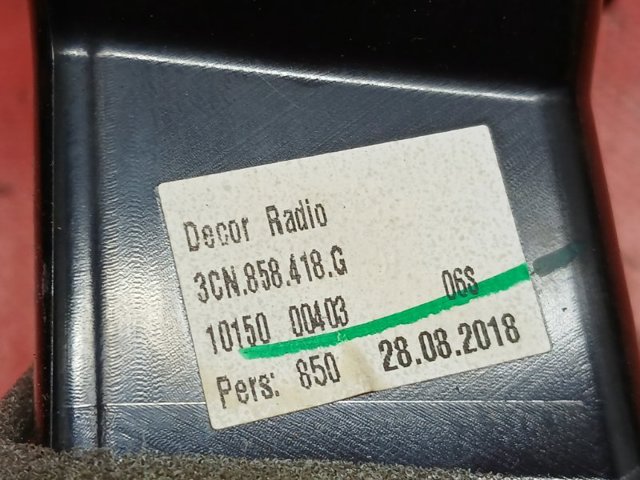 3CN858418G VAG Решетка вентиляции салона на "торпедо" купить в Киев