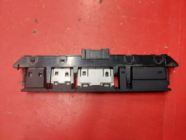 VAG 3CN927132A Блок кнопок центральной консоли в наличии Каменское