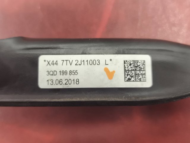 3QD199855 VAG Подушка (опора) двигателя правая передняя купить в Запорожье