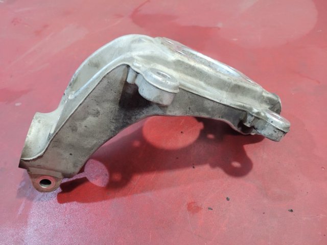 400156RA0A NISSAN Цапфа (поворотный кулак) передний левый купить в Житомир