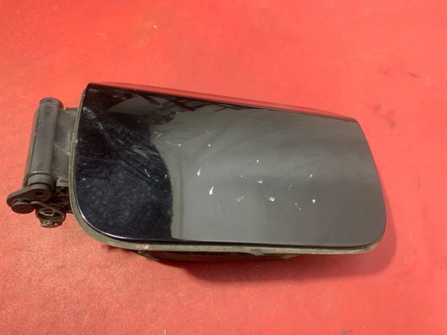 Лючок (дверца) бензобака 41007204341 BMW