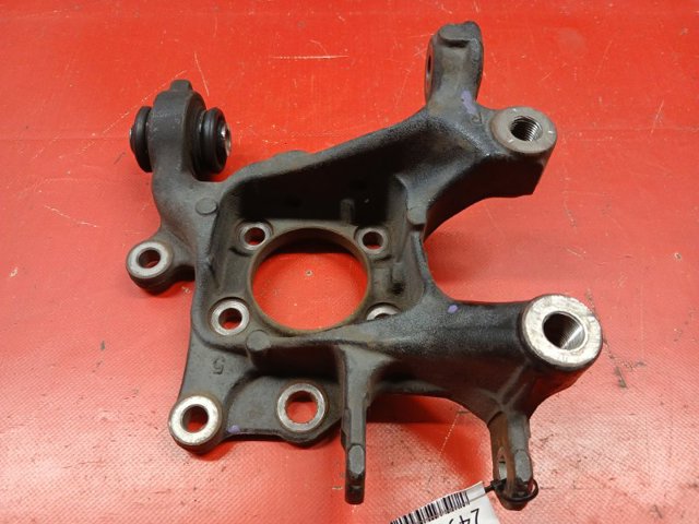 Цапфа поворотного кулака 423040R020 TOYOTA