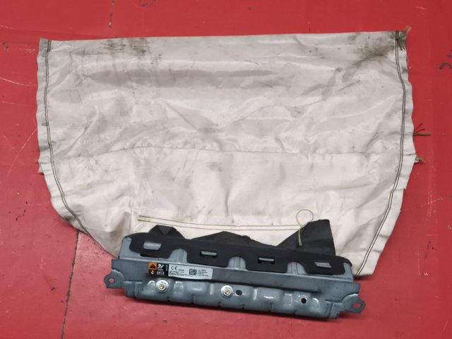 Подушка безопасности (AIRBAG) пассажирская, защиты коленей 42457827 GM