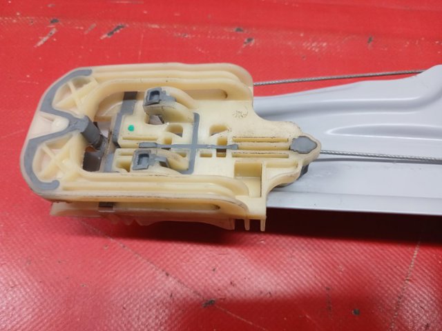 GM 42521386 Механизм стеклоподъемника двери задней правой в наличии Винница