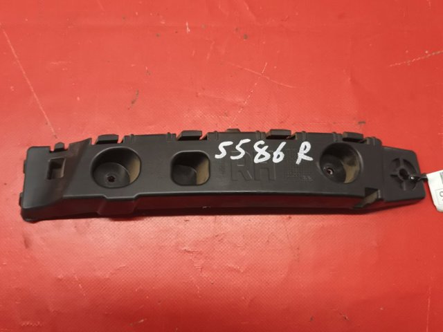 Правый кронштейн заднего бампера 42562896 GM