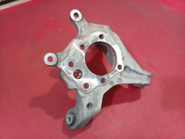 430195CA0A NISSAN Цапфа (поворотный кулак) задний левый купить в Николаев