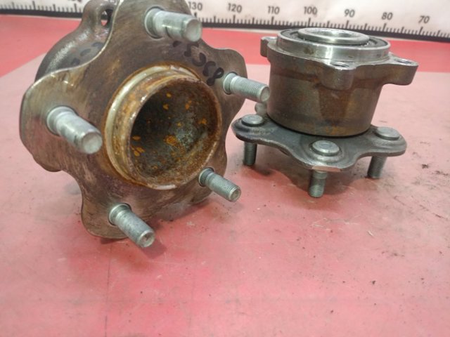 NISSAN 432023JA1A Задняя ступица в наличии Винница