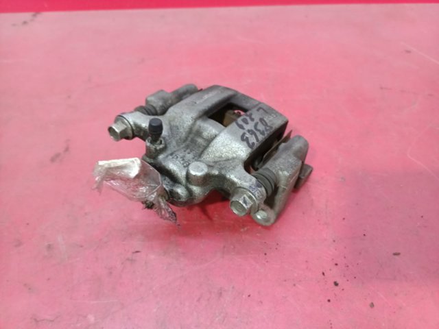 Задний левый суппорт 440119N00B NISSAN
