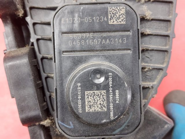 CHRYSLER 4581697AA Педаль газа (акселератора) в наличии Полтава