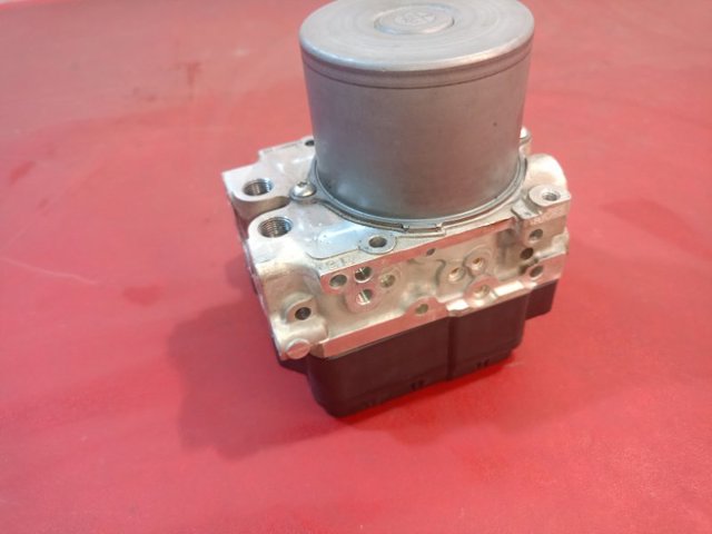 Гидроблок АБС 476604GH0A NISSAN