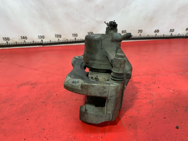 4783006120 TOYOTA Суппорт задний правый купить в Днепр