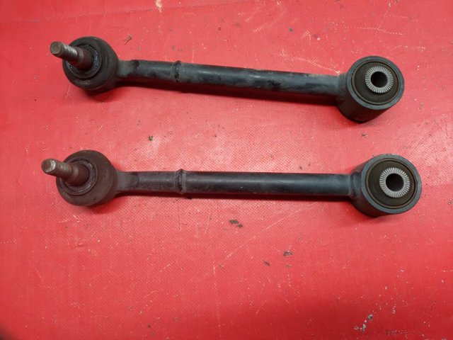 Задняя поперечная тяга 487100R030 TOYOTA