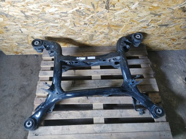 Крабобалка задней подвески 4M0505235AR VAG