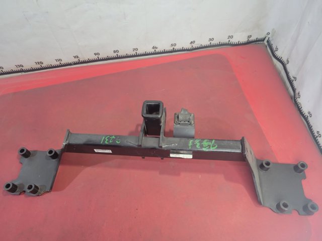 Траверса фаркопа 4M0803881A VAG