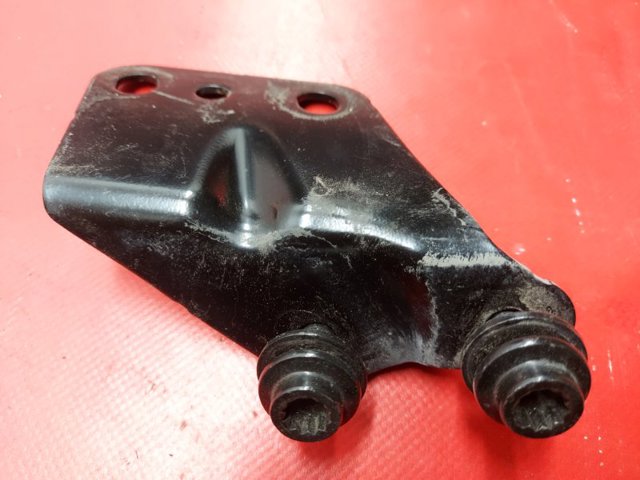 4M0805252B VAG купить в Ужгород