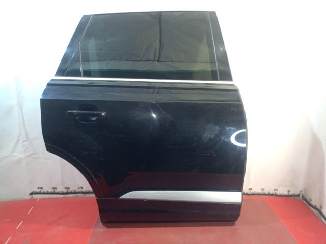 Дверь пассажирская задняя правая 4M0833052E VAG