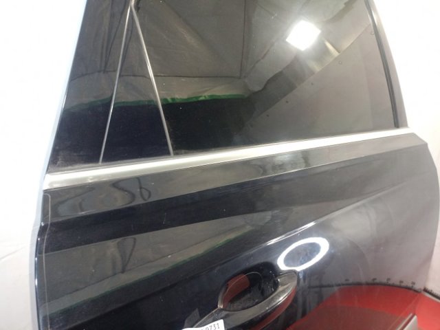 Молдинг стекла заднего правый 4M08537643Q7 VAG