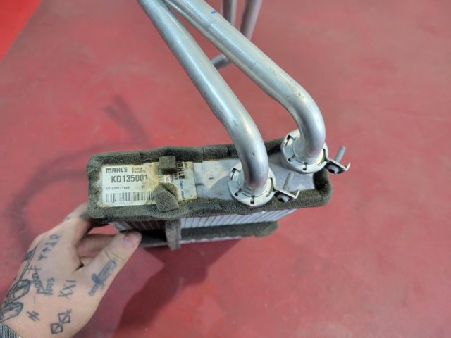 VAG 4M0898037C Радиатор печки в наличии Хмельницкий