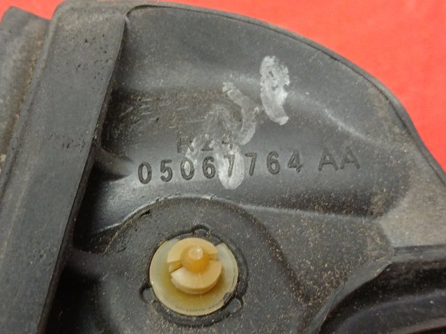 CHRYSLER 5067764AC в наличии Полтава