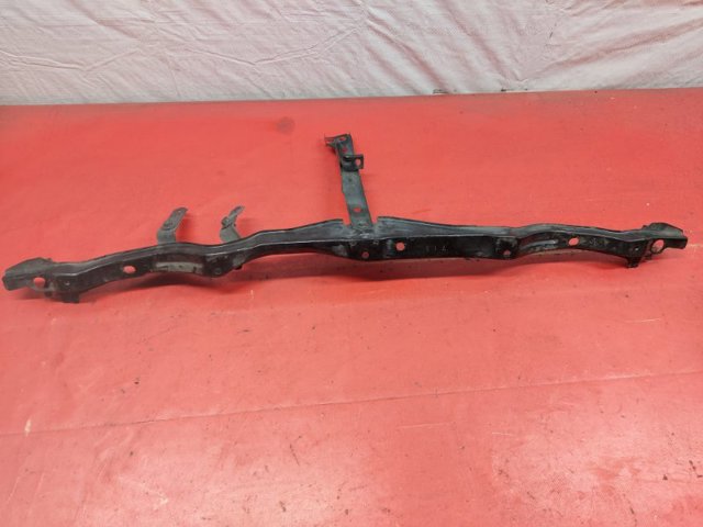 Швеллер переднего бампера 520290R010 TOYOTA