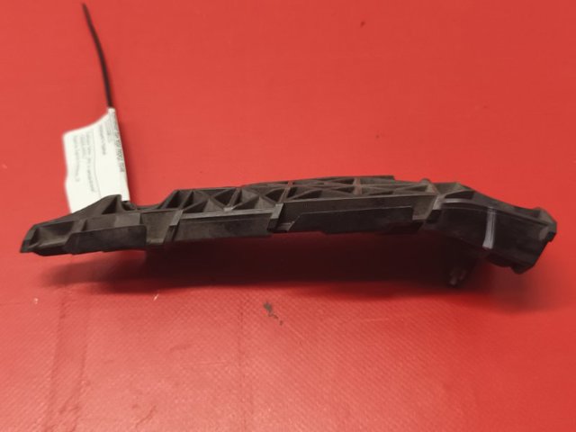 525350R010 TOYOTA Кронштейн бампера переднего правый купить в Черновцы